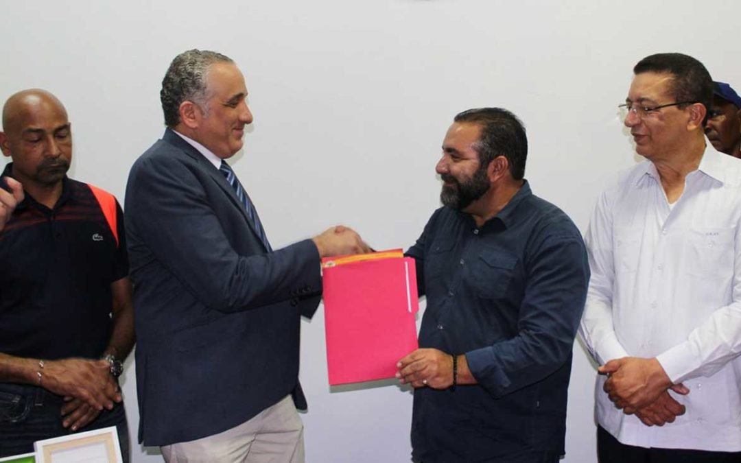 Najib Chahede y decenas de seguidores anuncian su reactivación en el PRSC