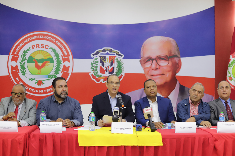 PRSC socializa propuesta de Reforma Constitucional