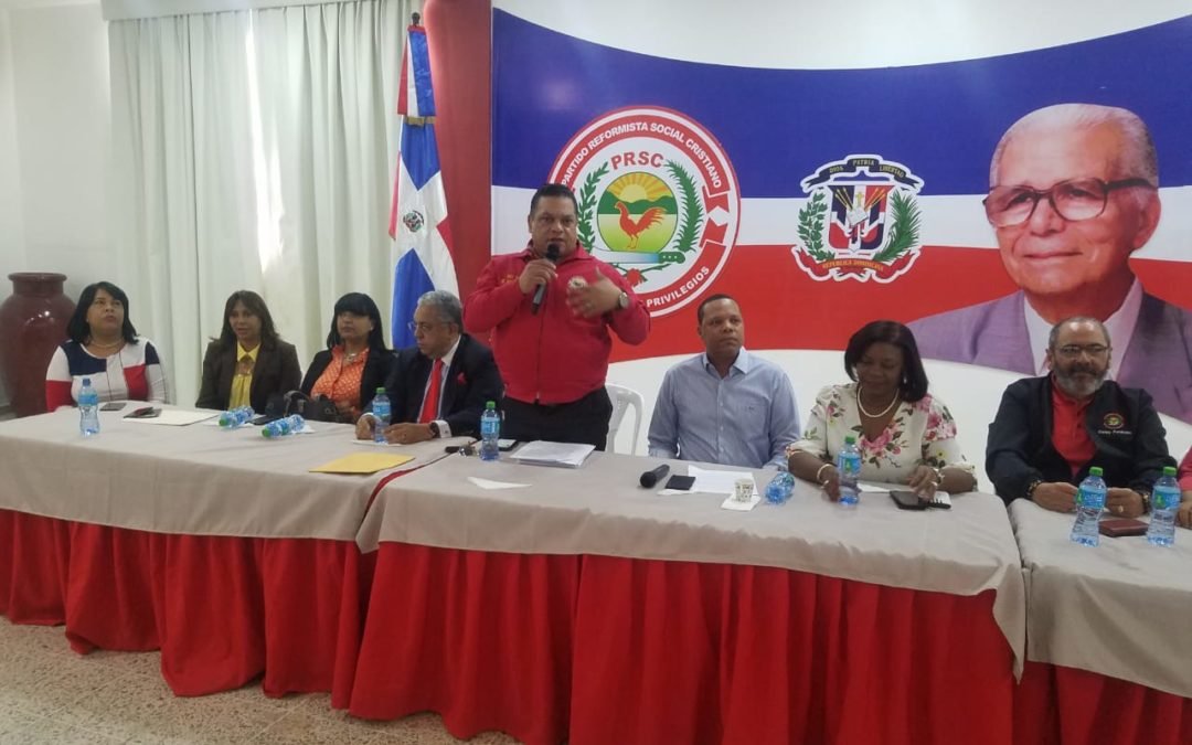 Dirigentes reformistas solicitan al Dr. Eddy Alcántara asumir candidatura a Senador por Santo Domingo.