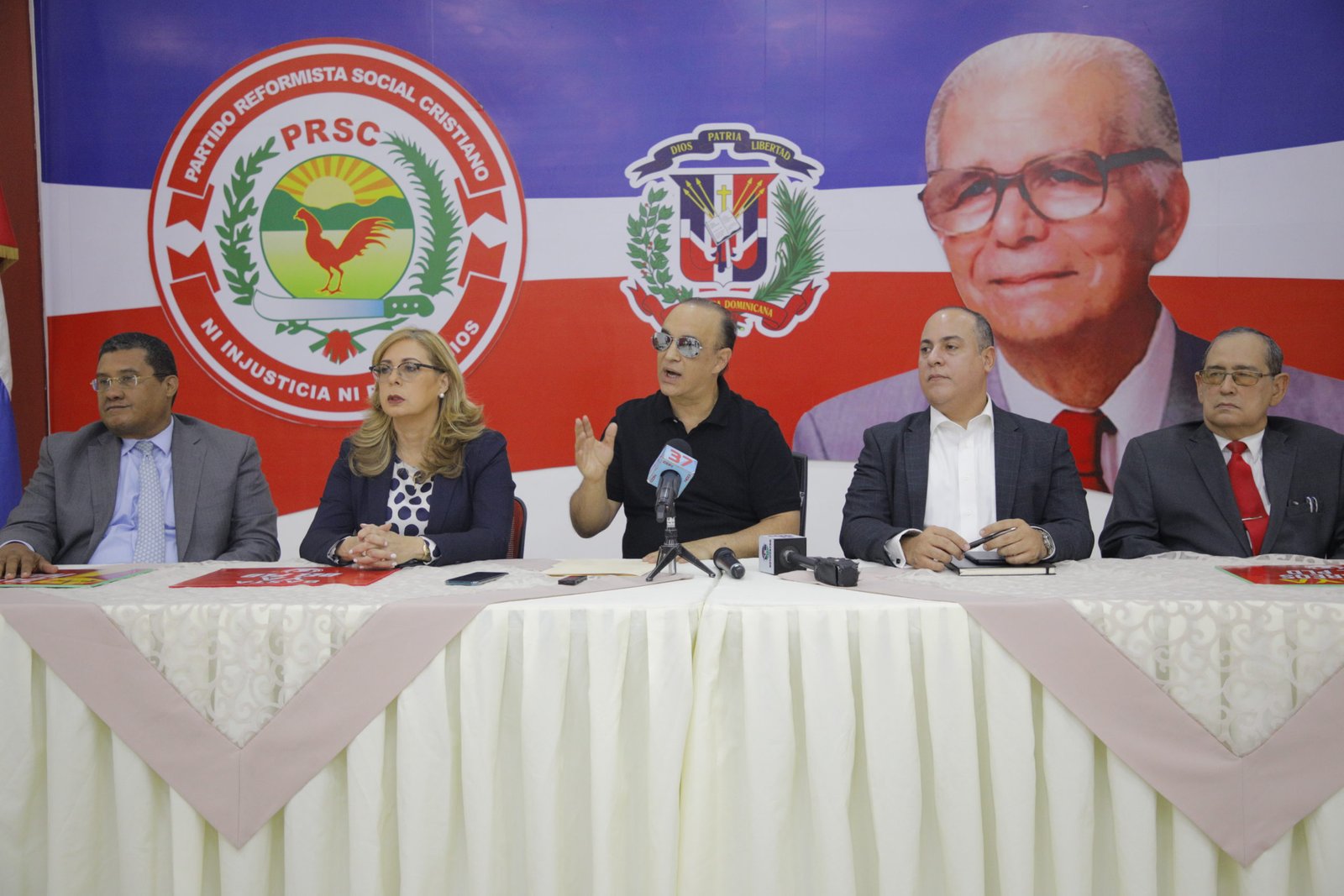 Quique sugiere al nuevo gobierno encabezará Abinader tomar “con firmeza” medidas para reactivar economía