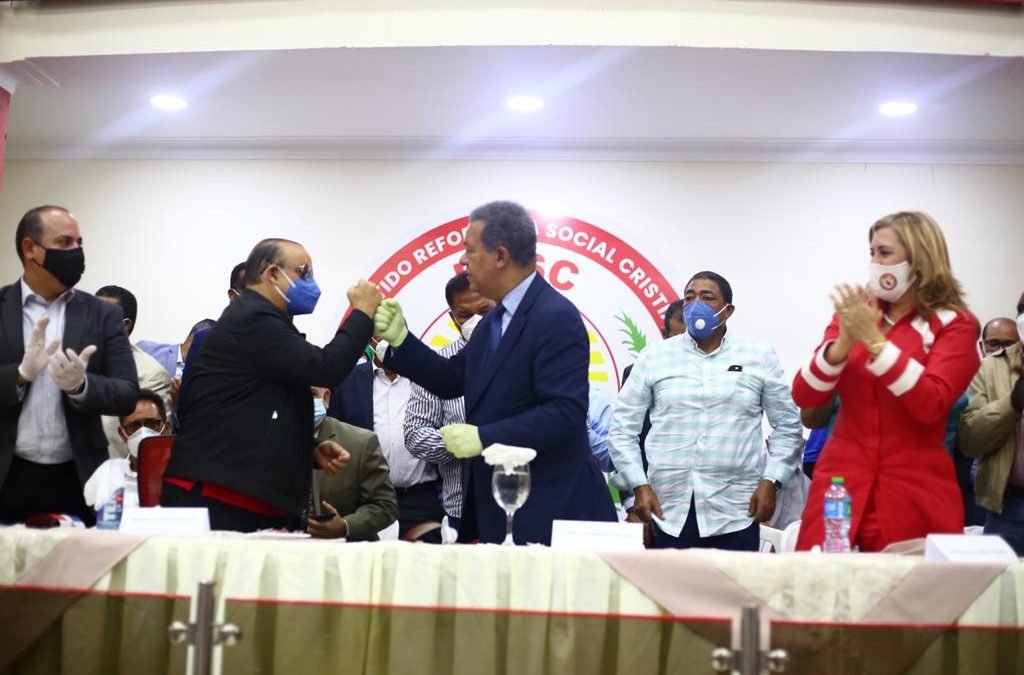 Leonel Fernández dice candidato del PLD no está en capacidad para dirigir el país