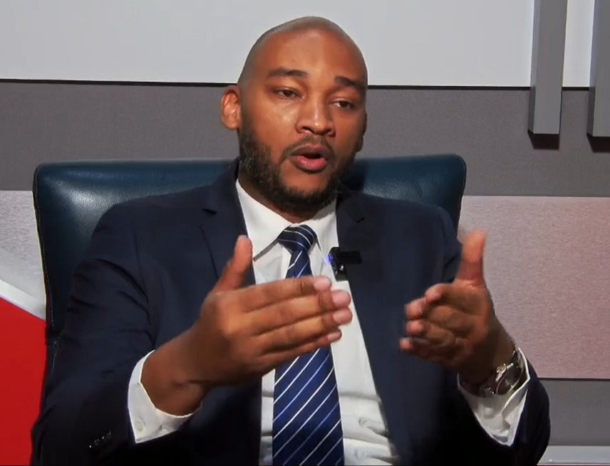 Pablo Román dice urge propiciar clima de paz en las escuelas y colegios de SDE