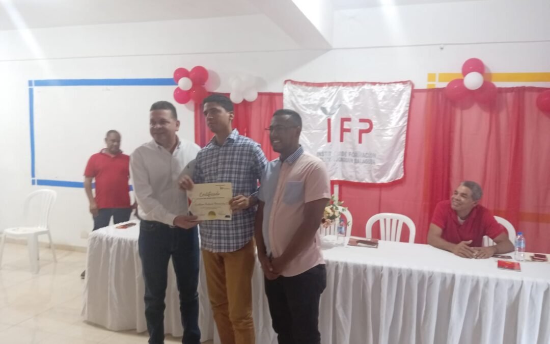 Instituto de Formación Política Dr. Joaquín Balaguer entrega de Certificados del Diplomado en Liderazgo Político y Juvenil de la provincia Espaillat